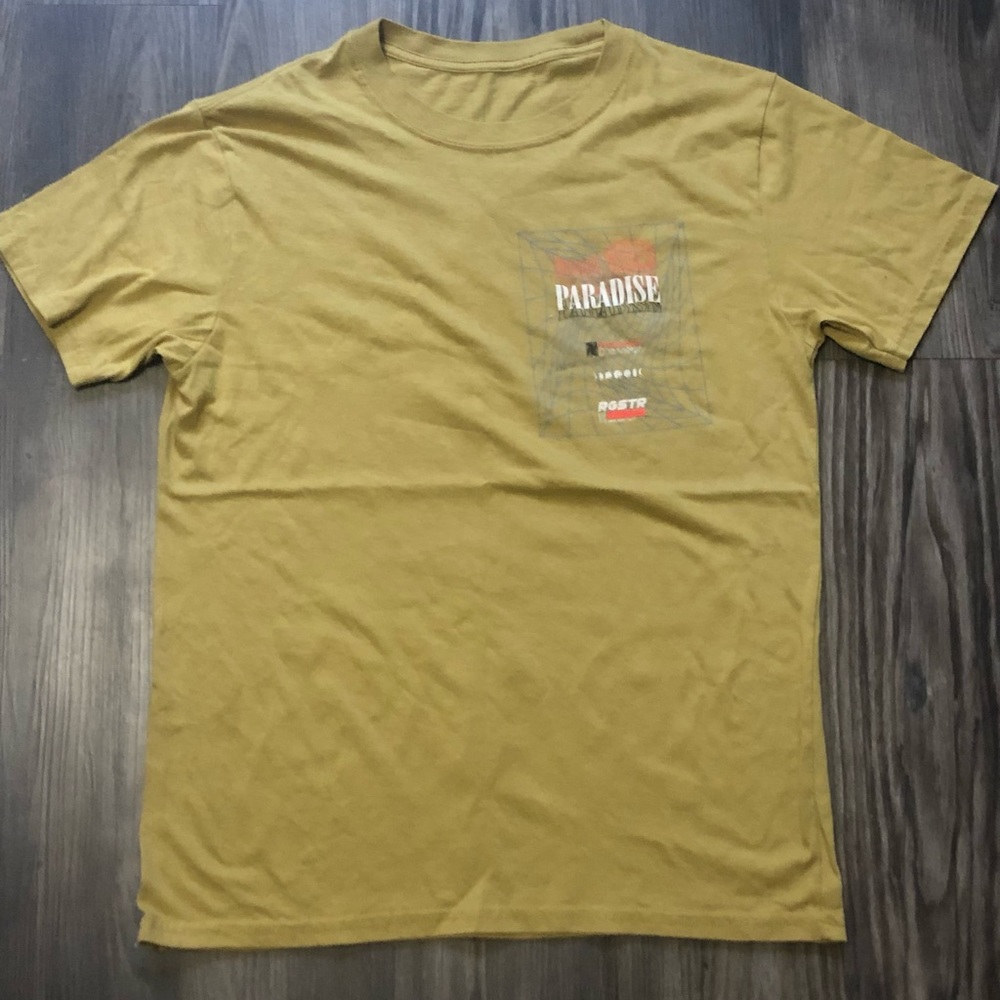 Yellow graphic print tee